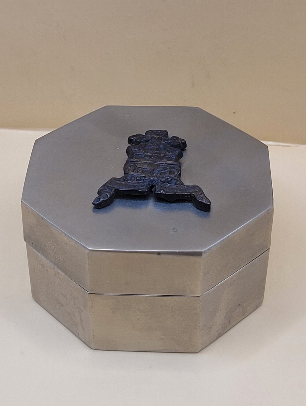 Vintage Brushed Pewter Octagon Trinket Box Cast Metal Crown Finial Lid 3.25x2"